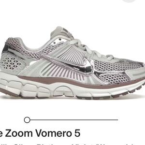 Nike Women's Zoom Vomero 5 Running Shoe - Silver/brown